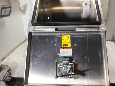 MERRITT SADDLE BOX SM DR BRITE 