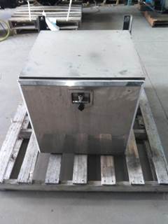 Volvo VNL Right Tool Box