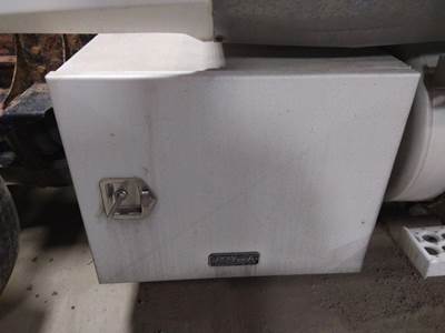 Western Star 5900 Tool Box