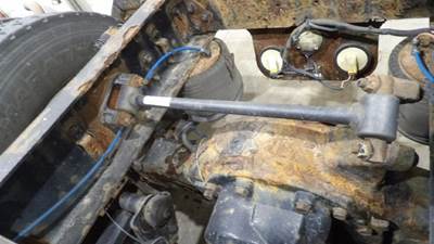 Freightliner Cascadia 125 Torsion Bar