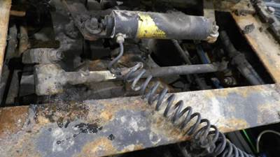 Freightliner Cascadia 125 Torsion Bar