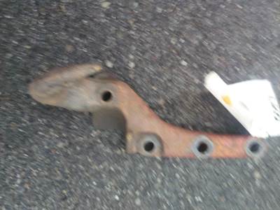 Freightliner Century Class 120 Tow Hook for a Freightliner CENTURY 120
