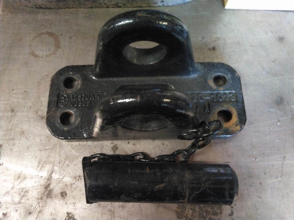Kenworth W900 Tow Hook For Sale Stockton, CA 2248782