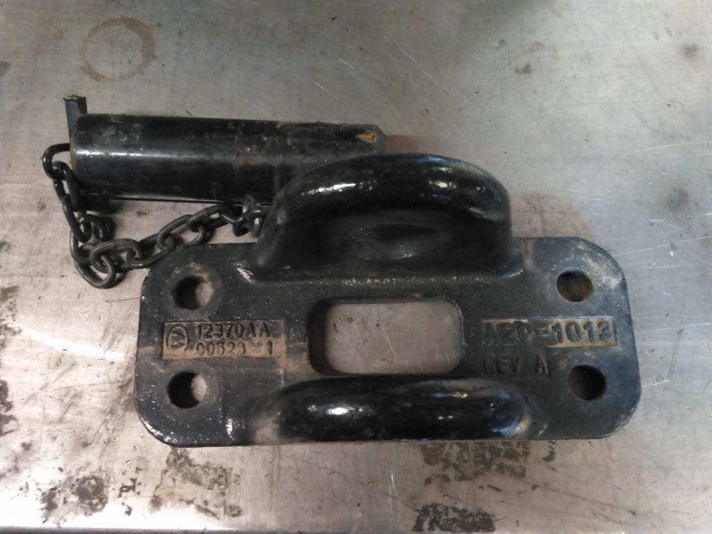 Kenworth W900 Tow Hook For Sale Stockton, CA 2248783