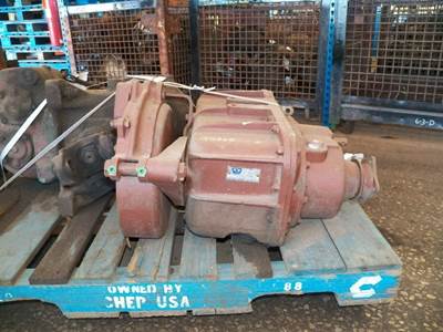 Rockwell T136 Transfer Case Assembly