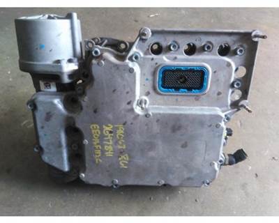 Eaton EEO16F112C Transmission Shift Cover
