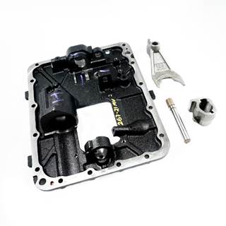 Fuller FRO16210B Transmission Shift Cover