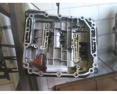 Volvo AT2612D Transmission Shift Cover