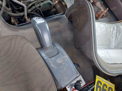 Volvo AT2612D Transmission Shift Lever