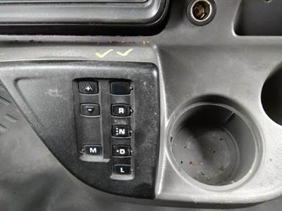 Fuller FM15D310BLST Gear Shifter