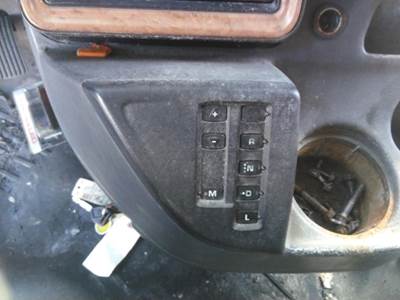 Fuller FM15D310BLST Right Gear Shifter