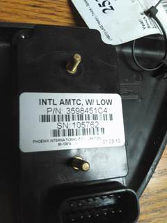 Fuller FM15D310BLST Gear Shifter