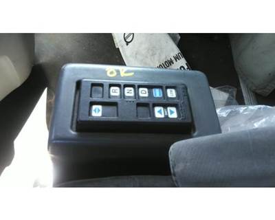 Fuller RTO16910B-AS2 Electronic Shift Control for a Fuller RTO16910BAS2