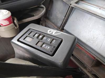 Fuller RTO16910B-DM3 Gear Shifter for a Fuller RTO16910BDM3