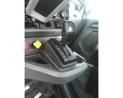 Fuller T680 Electronic Shift Control