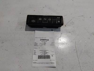 Mack Pinnacle CXU612 Gear Shifter for a Mack CXU612