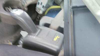 Volvo AT2612D Gear Shifter