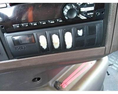 Volvo AT2612F Electronic Shift Control