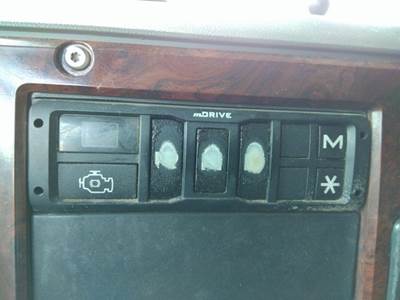 Volvo ATO2612D Gear Shifter