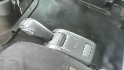 Volvo ATO2612D Gear Shifter