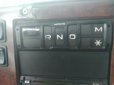 Volvo ATO2612D Gear Shifter