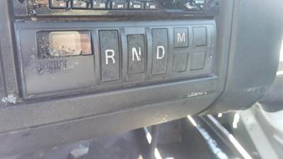 Volvo ATO2612F Gear Shifter