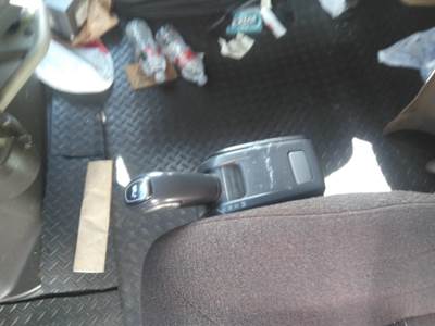 Volvo ATO2612F Gear Shifter