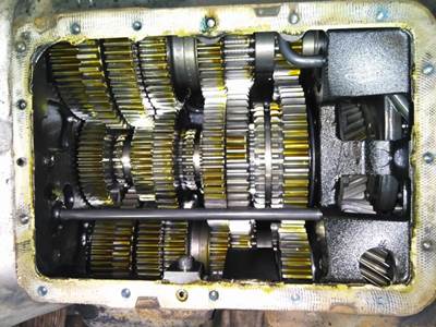 Fuller FAOM15810SEP3 Transmission