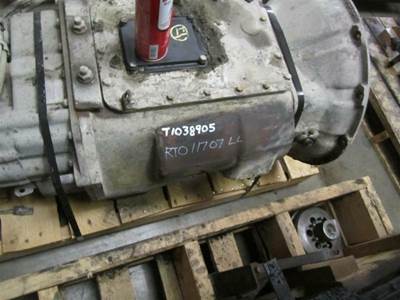 Fuller Transmission for a Fuller RTO11707LL