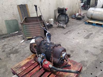 Spicer ESO65-7A Transmission