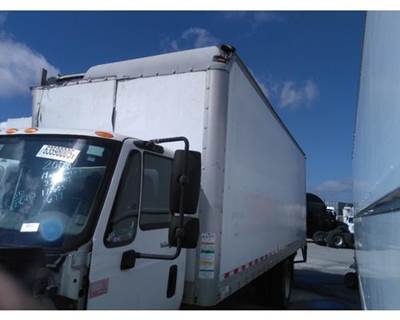 Used 2008 Unmarked 4300 Right Front Roof (Damaged) for Box Van