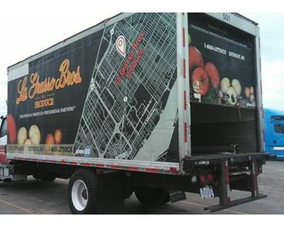 2007 Kidron Truck Body with Carrier Trans Cold Unit, Model # 22GVPIASW102-SP