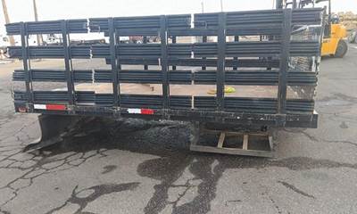 12' X 8' FLAT BED WITH REMOVABLE SIDES