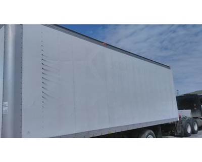 RIGHT ACCESS DOOR NEEDS REPLACED OR PIECED IN 
ALUMINUM TOP
HAS DENTS 