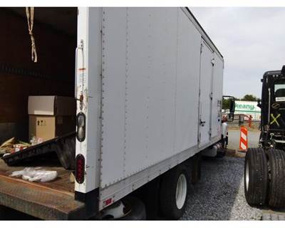 2014 Morgan Truck Body 18'6"L x 8'W x 7'6"H, Rear Opening 79"H x 88"W