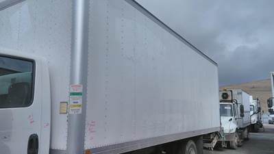 MAUFACTURER SMYRNA TRUCK AND CARGO
MODEL: BAV2601020102
ALUM SIDES WOOD