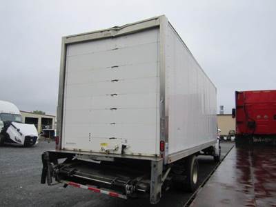 SUPREME SVA26103102 
BOX BODY