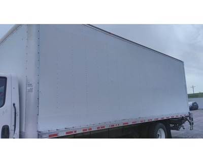 26' SUPREME VAN BODY
REAR DOOR OPENING 96"H X 44"W