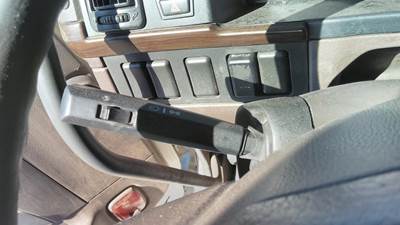 Volvo VNL Left Turn Signal Switch