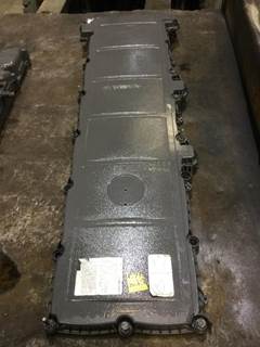 Detroit DD13 Valve Cover