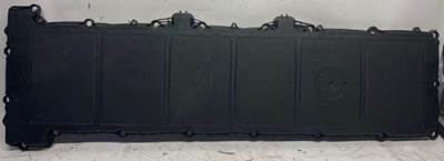 Detroit DD15 Valve Cover