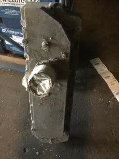 International DT466E Valve Cover