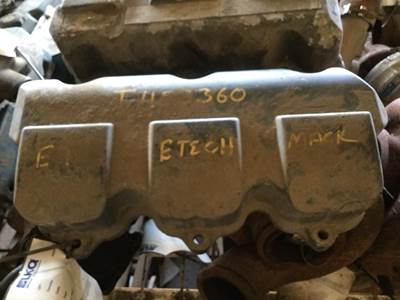 Mack E7 E-Tech Valve Cover for a Mack E7 ETEC 300 TO 399 HP