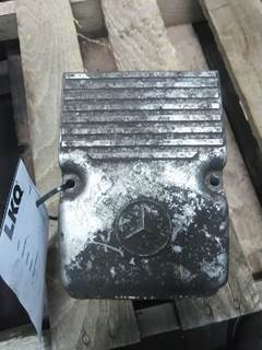 Mercedes-Benz MBE 4000 Valve Cover for a Mercedes MBE4000