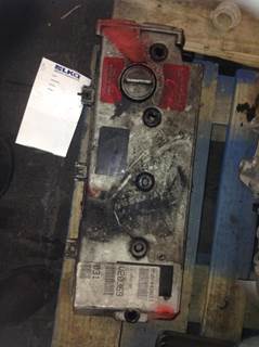 Mercedes-Benz MBE 900 Valve Cover for a Mercedes MBE900