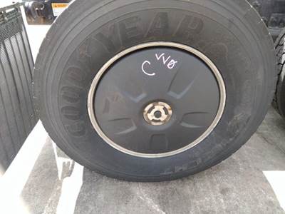 Freightliner Cascadia 125 Right Wheel Cover for a Freightliner CASCADIA 125 2018UP