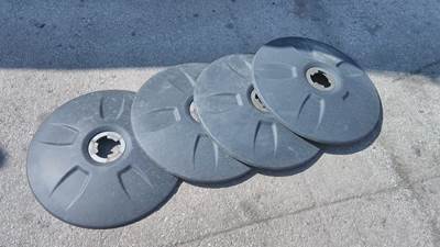 Freightliner Cascadia 125 Wheel Cover for a Freightliner CASCADIA 125 2018UP