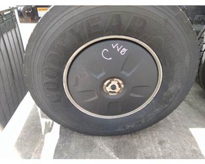 Freightliner Cascadia 125 Right Wheel Cover for a Freightliner CASCADIA 125 2018UP