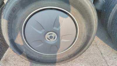 Freightliner Cascadia 126 Wheel Cover
