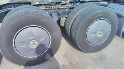 Freightliner Cascadia 126 Wheel Cover